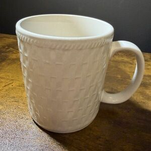 Pfaltzgraff Basket Weave Mug.